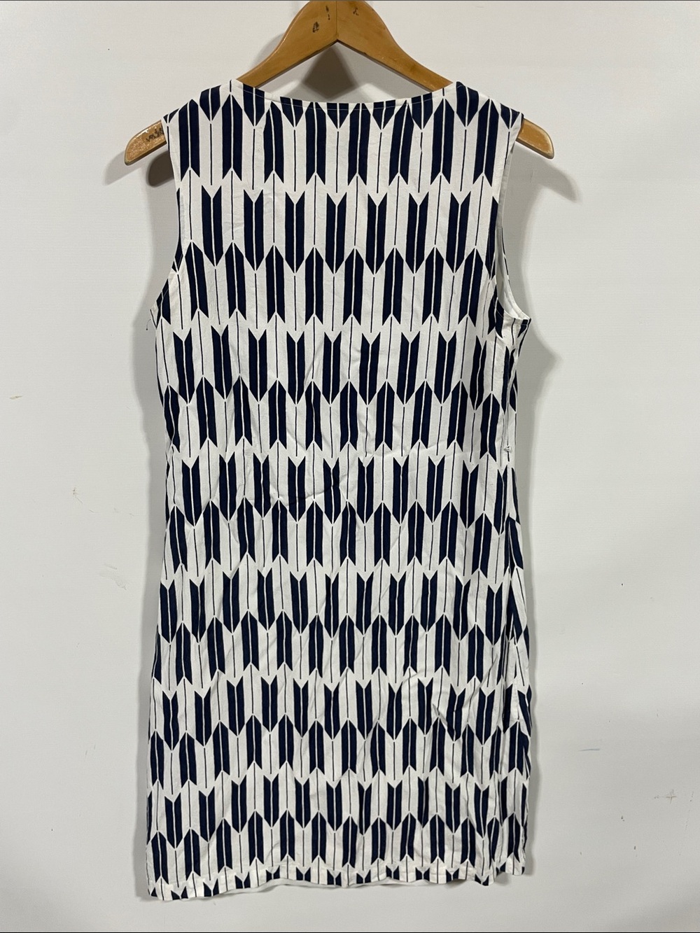 Pendleton Navy and White Geometric Button-Front Sleeveless Dress - Picture 3 of 4